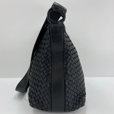 BOTTEGAVENETA INTRECCIATO Shoulder Bag black WS30600
