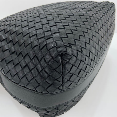 BOTTEGAVENETA INTRECCIATO Shoulder Bag black WS30600