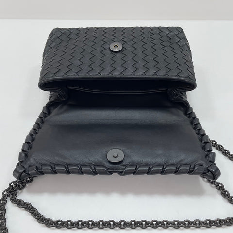 BOTTEGAVENETA INTRECCIATO Shoulder Bag black WS30625