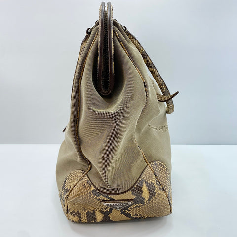 PRADA Handbag beige WS30630