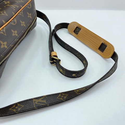 LOUIS VUITTON Nile Shoulder Bag Brown WS30656