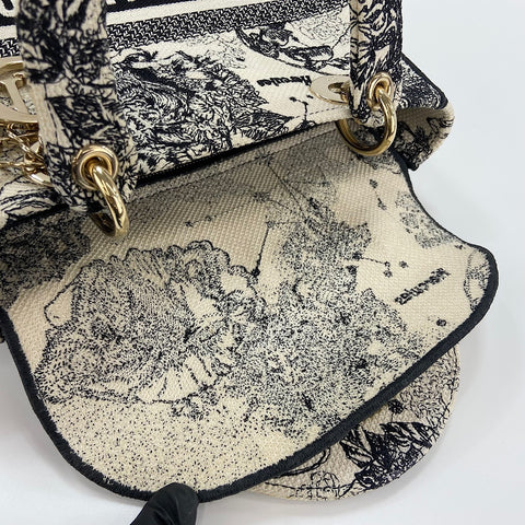 Christian Dior Lady Dior Medium Embroidered, 2-Way Handbag black WS30673