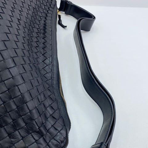 BOTTEGAVENETA INTRECCIATO  Shoulder Bag black WS30683