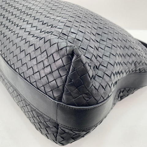 BOTTEGAVENETA INTRECCIATO  Shoulder Bag black WS30683