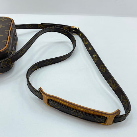 LOUIS VUITTON Amazon Shoulder Bag Brown WS30705