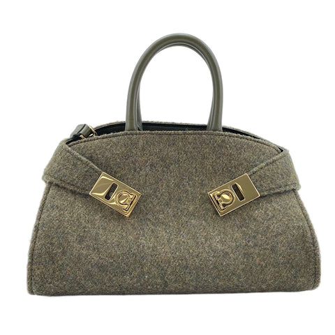 Salvatore Ferragamo Hug Cancino 2WAY Handbag green WS30707