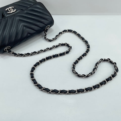 CHANEL Shoulder Bag black WS30726