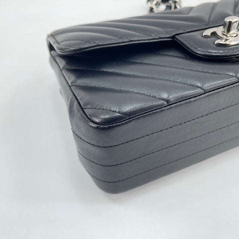 CHANEL Shoulder Bag black WS30726