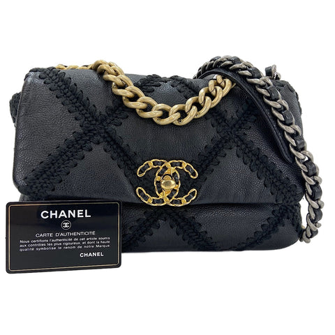 CHANEL Chanel 19 Medium Handbag black WS30728