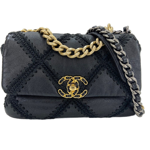 CHANEL Chanel 19 Medium Handbag black WS30728