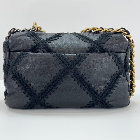 CHANEL Chanel 19 Medium Handbag black WS30728