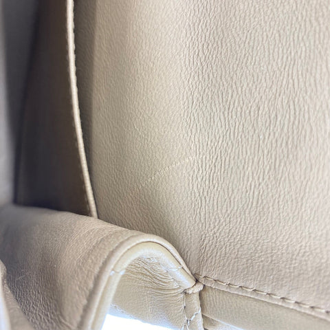 CHANEL Matelassé 25 Shoulder Bag beige WS30733