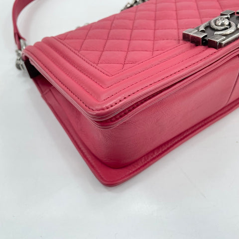 CHANEL Boy Chanel Medium Shoulder Bag pink WS30734