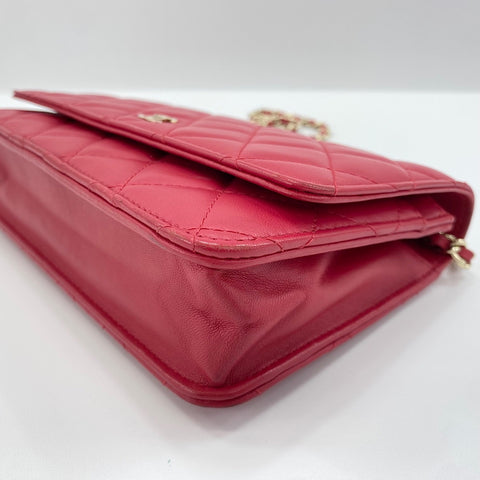 CHANEL Mini Matelassé Shoulder Bag Red WS30735