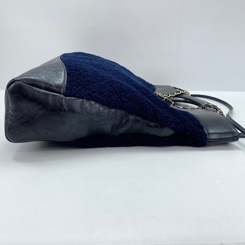 CHANEL Chanel 31 Shoulder Bag Navy WS30736