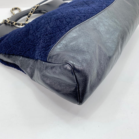 CHANEL Chanel 31 Shoulder Bag Navy WS30736