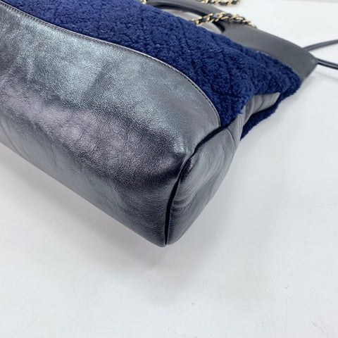 CHANEL Chanel 31 Shoulder Bag Navy WS30736