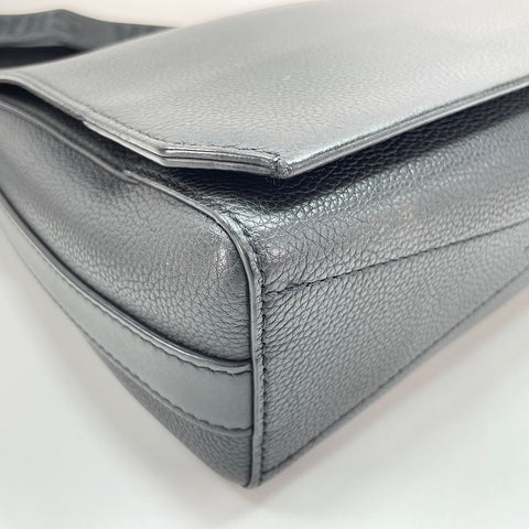 LOUIS VUITTON Takeoff Messenger Shoulder Bag black WS30751