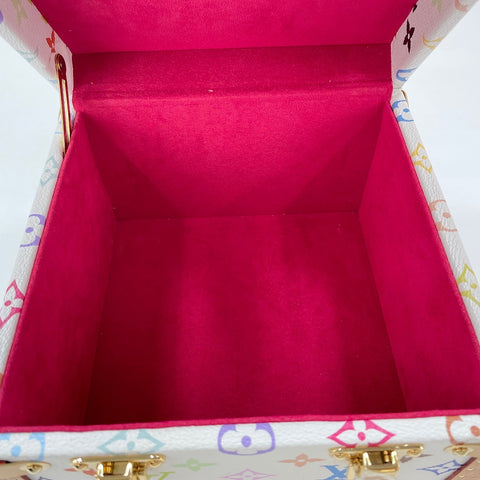 LOUIS VUITTON ×TM Maru Pyramid trunk white WS30757