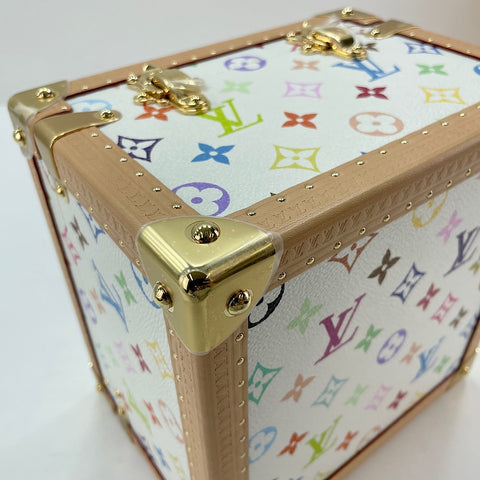 LOUIS VUITTON ×TM Maru Pyramid trunk white WS30757