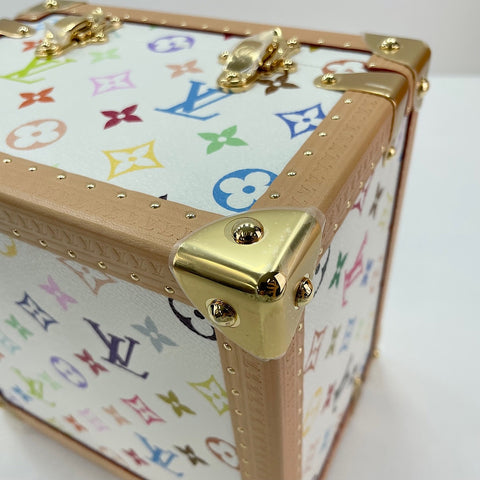 LOUIS VUITTON ×TM Maru Pyramid trunk white WS30757