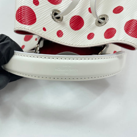 LOUIS VUITTON x Yayoi Kusama Neo-Noe BB Handbag white WS30758