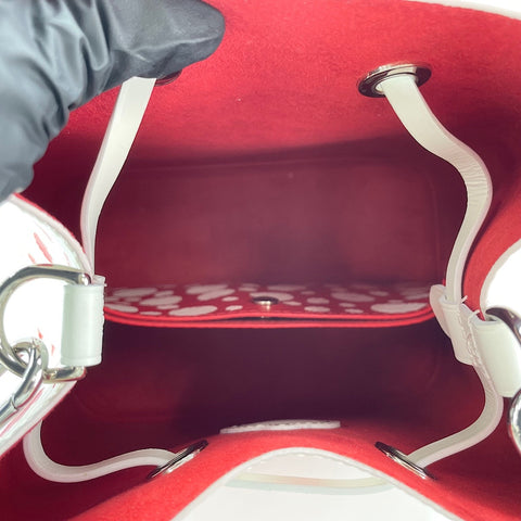 LOUIS VUITTON x Yayoi Kusama Neo-Noe BB Handbag white WS30758