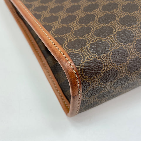 CELINE 碎石皮手拿包 棕色 WS30773