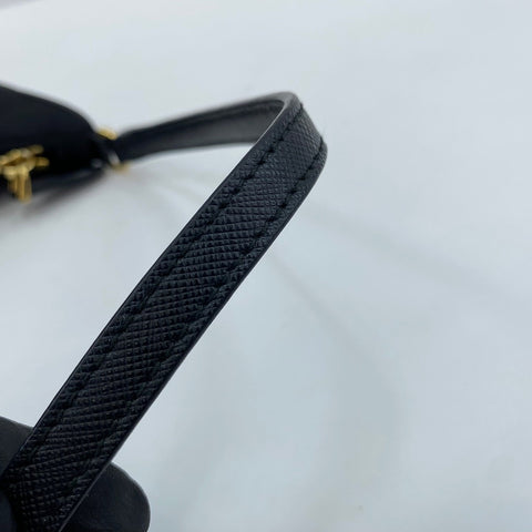PRADA Re-edition Handbag black WS30842