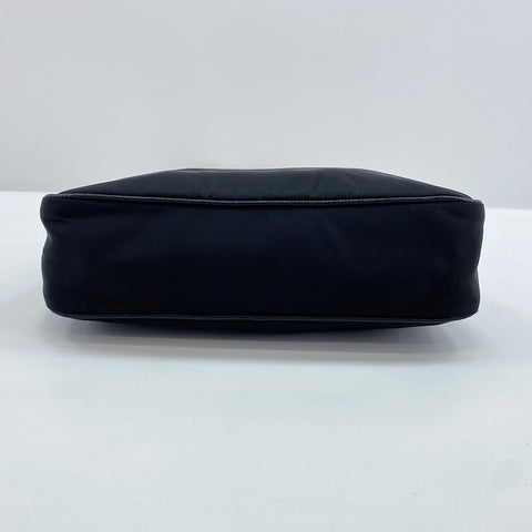 PRADA Re-edition Handbag black WS30842