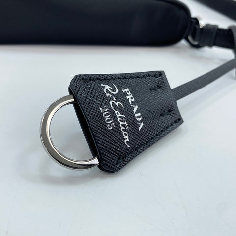 PRADA Handbag black WS30843