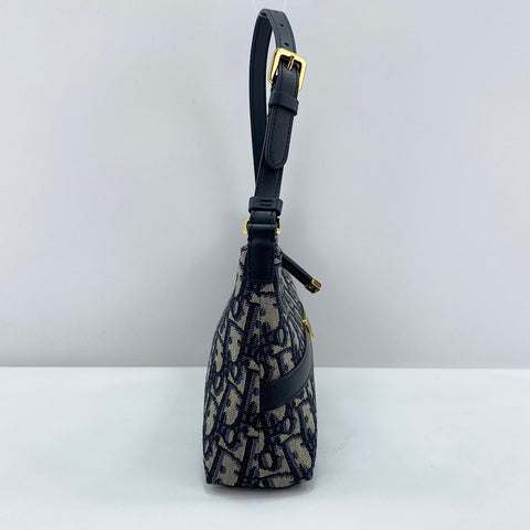 Christian Dior 30 Montaigne Shoulder Bag Navy WS30850