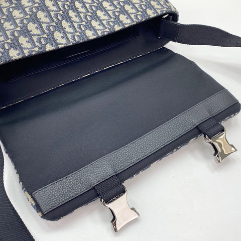 Christian Dior Hit the Road Shoulder Bag Navy WS30854