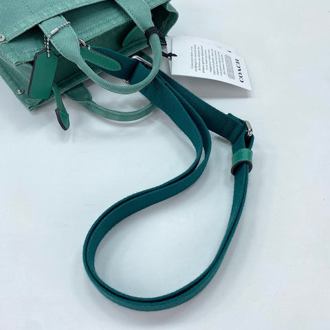 COACH Cargo tote bag, 2-way, embroidered, distressed finish. Tote Bag denim green WS30924