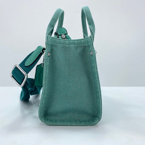COACH Cargo tote bag, 2-way, embroidered, distressed finish. Tote Bag denim green WS30924