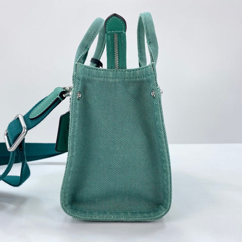 COACH Cargo tote bag, 2-way, embroidered, distressed finish. Tote Bag denim green WS30924
