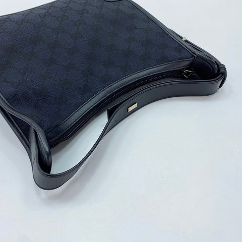 GUCCI Shoulder Bag Brown WS30952