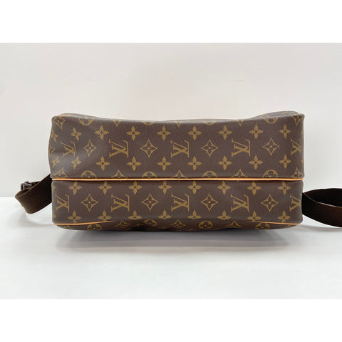 LOUIS VUITTON Reporter GM Shoulder Bag Brown WS31618