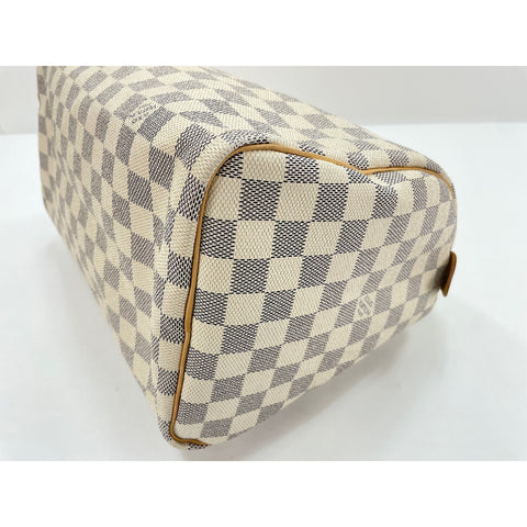 LOUIS VUITTON Speedy 30 Handbag white WS31670