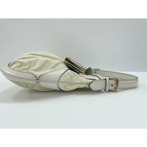 GUCCI Leather Queen Hobo Handbag white WS31690