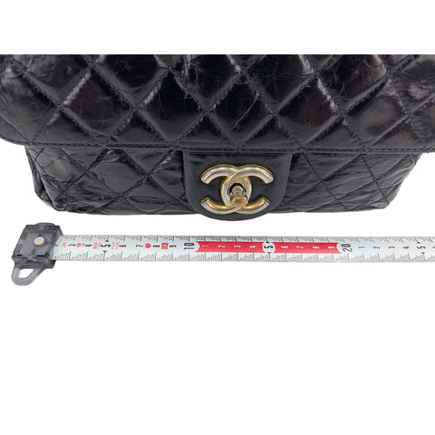 CHANEL Calfskin Matelassé Shoulder Bag Navy WS31698