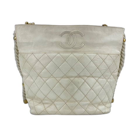 CHANEL Calfskin Matelasse Shoulder Bag white WS31699