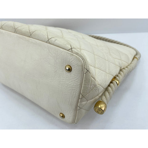 CHANEL Calfskin Matelasse Shoulder Bag white WS31699