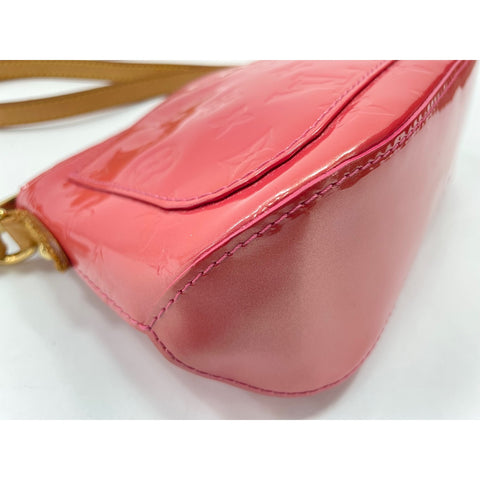 LOUIS VUITTON Vernis Minna Street Shoulder Bag Red WS31703