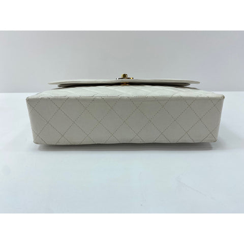 CHANEL Lambskin Matrasse 25 Shoulder Bag white WS31717