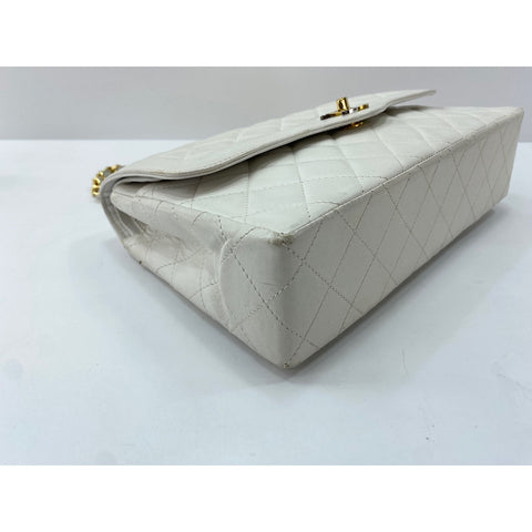 CHANEL Lambskin Matrasse 25 Shoulder Bag white WS31717
