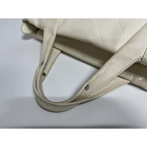 CHANEL Chevron Handbag leather beige WS31734