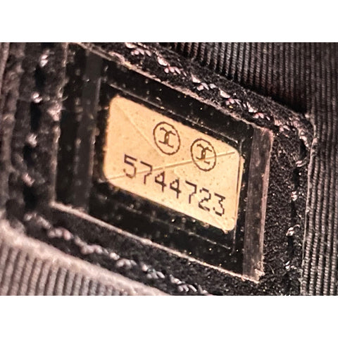 CHANEL Shoulder Bag black WS31747