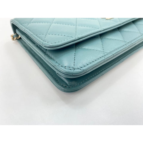 CHANEL Lambskin Matelasse Shoulder Bag green WS31752