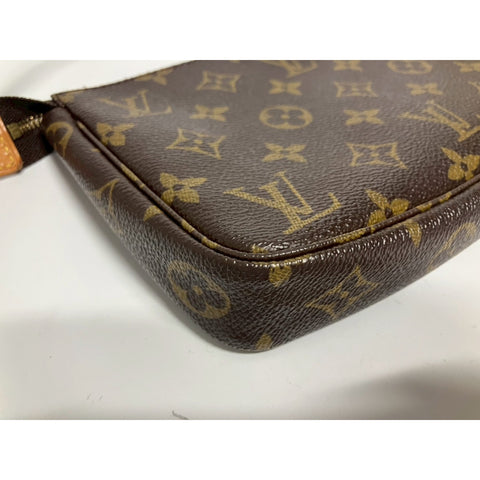 LOUIS VUITTON Pochette Accessoires Shoulder Bag Brown WS31763